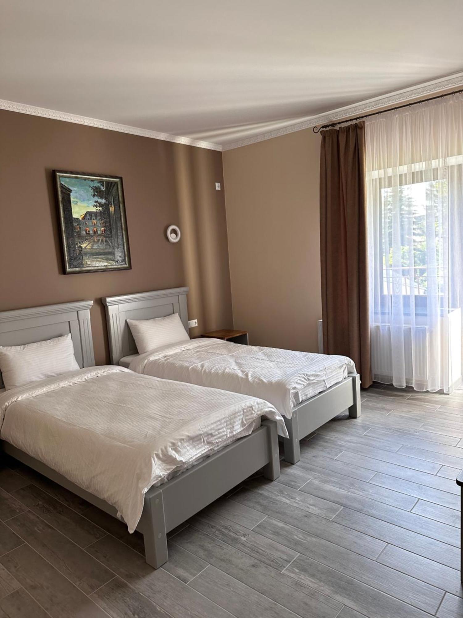 Maestro Hotel Ostroh Luaran gambar