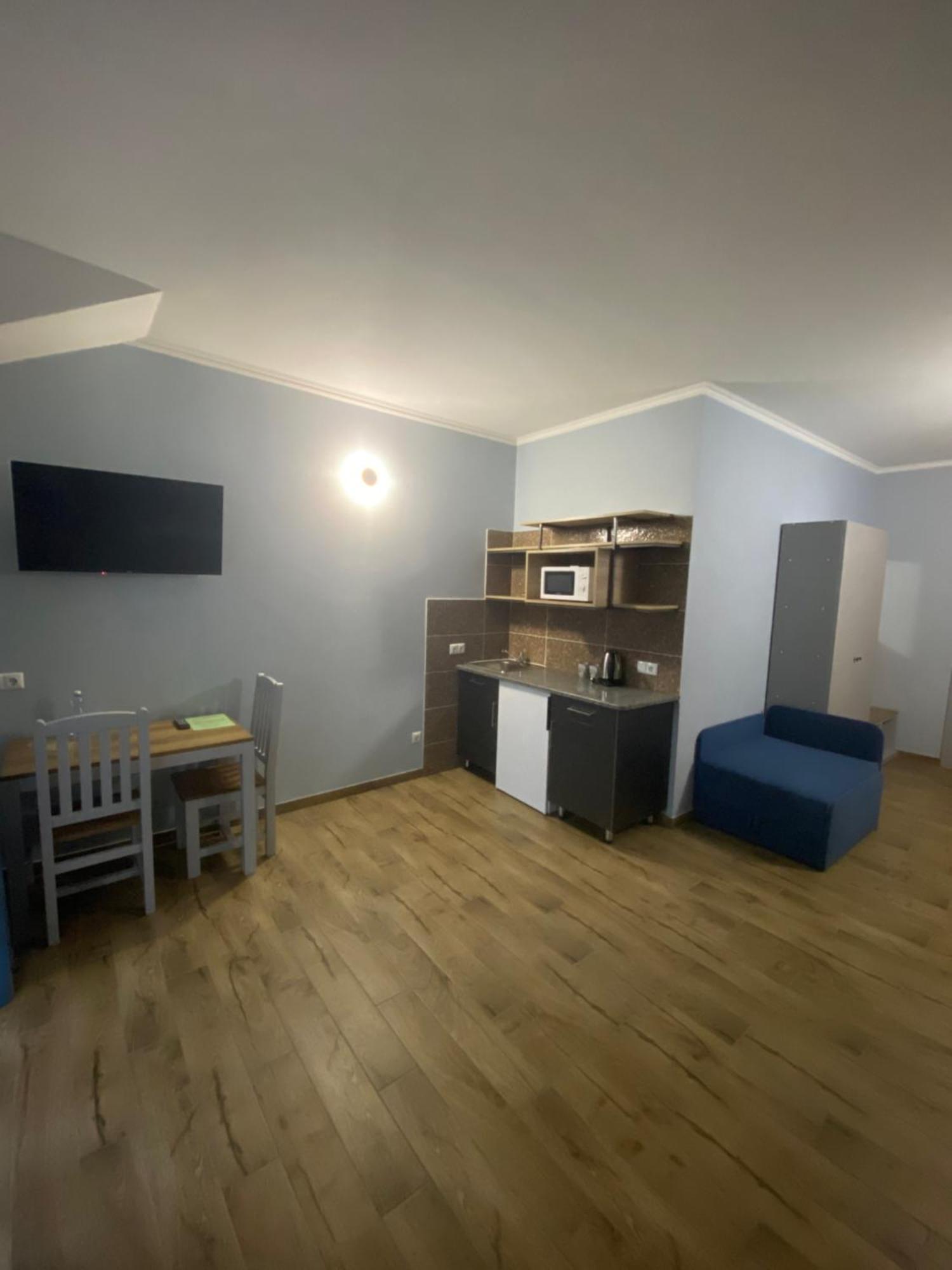 Maestro Hotel Ostroh Luaran gambar