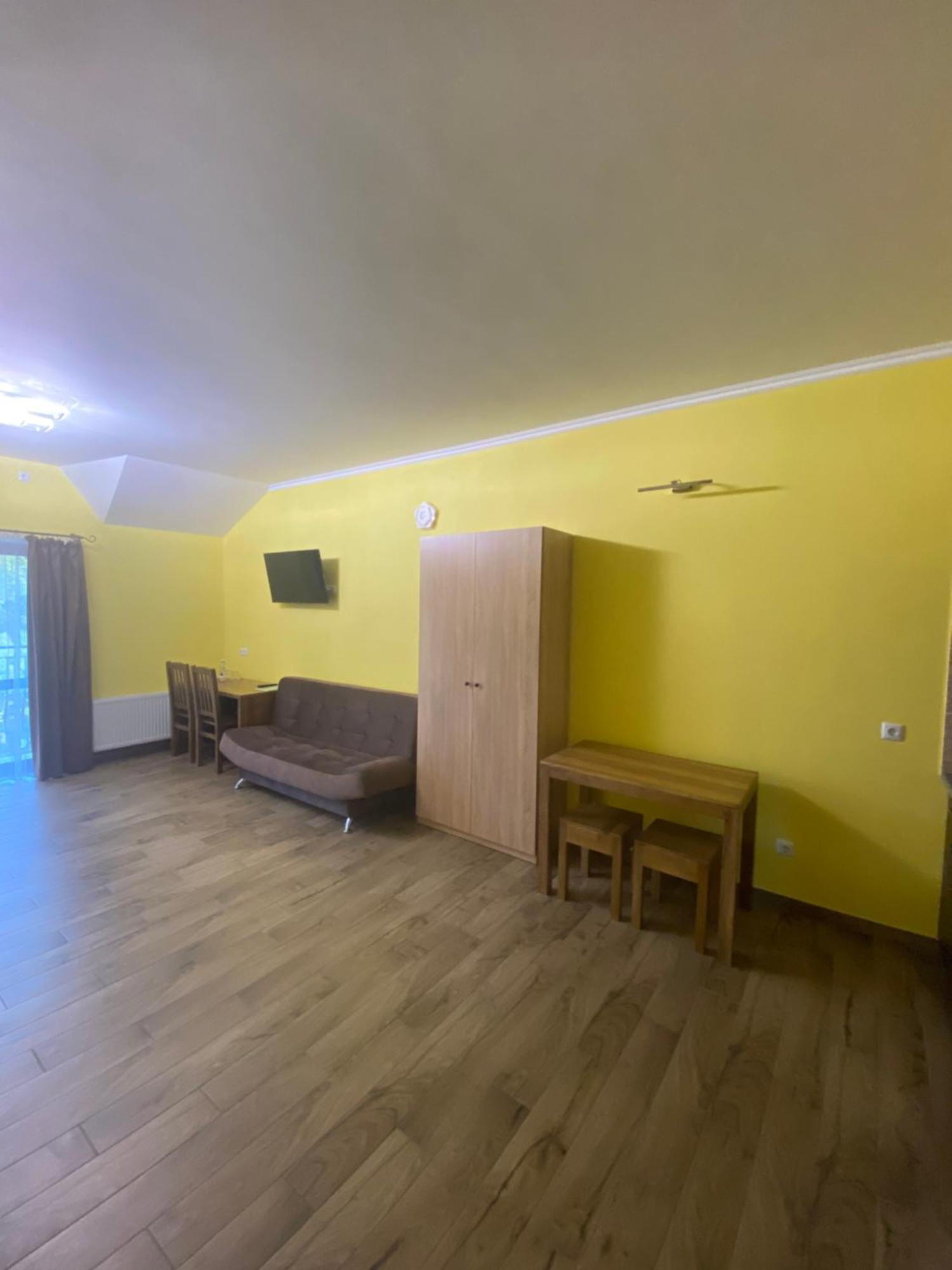 Maestro Hotel Ostroh Luaran gambar