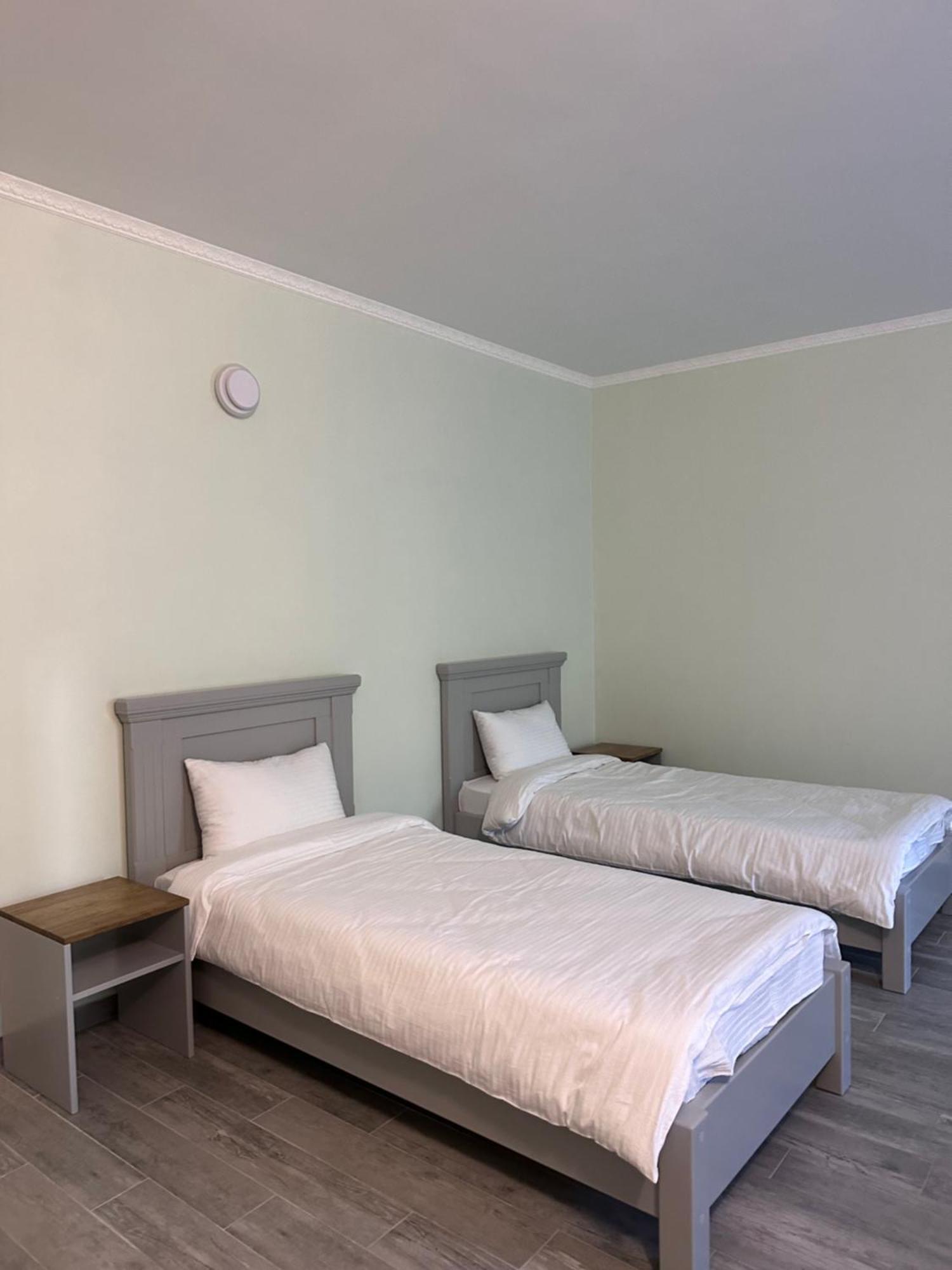 Maestro Hotel Ostroh Luaran gambar