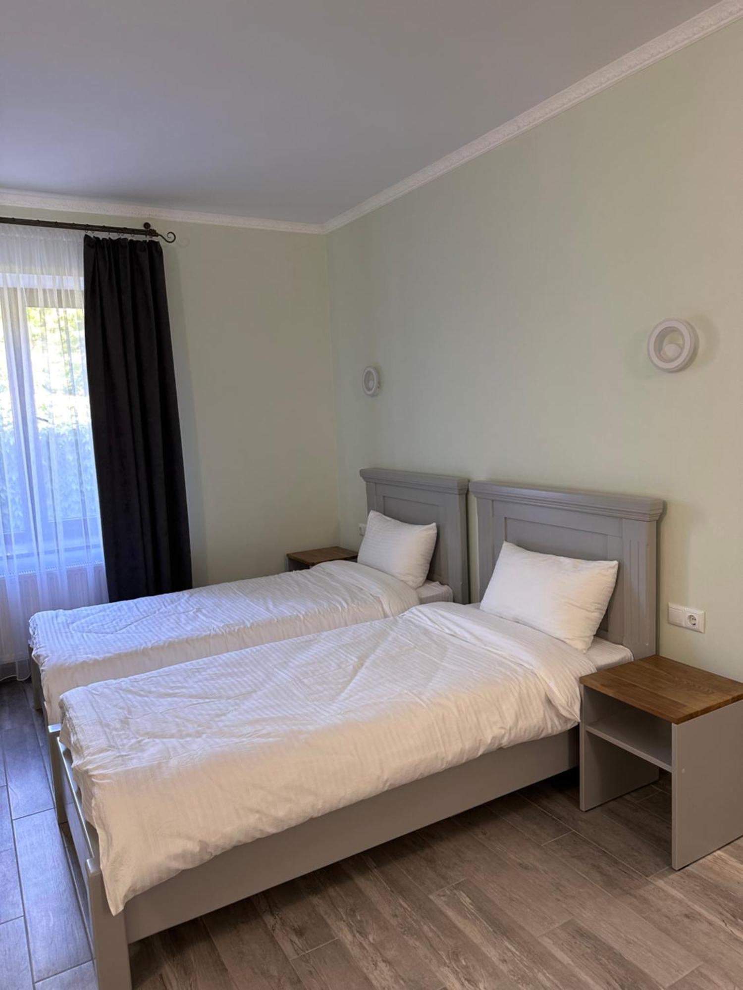 Maestro Hotel Ostroh Luaran gambar