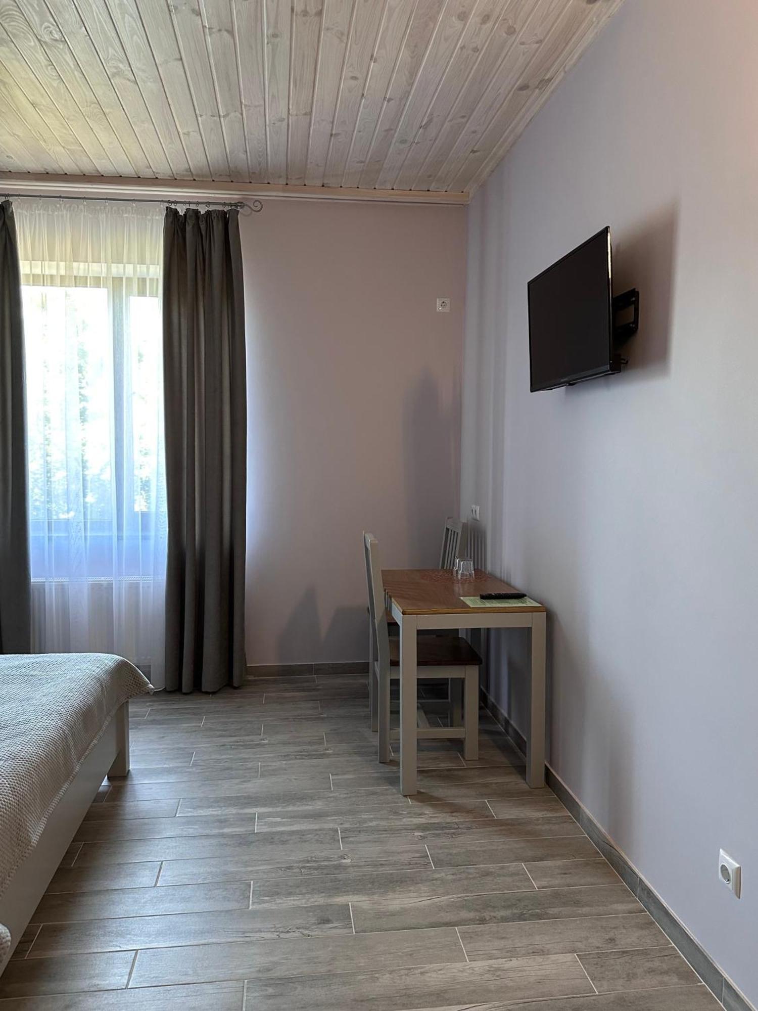 Maestro Hotel Ostroh Luaran gambar