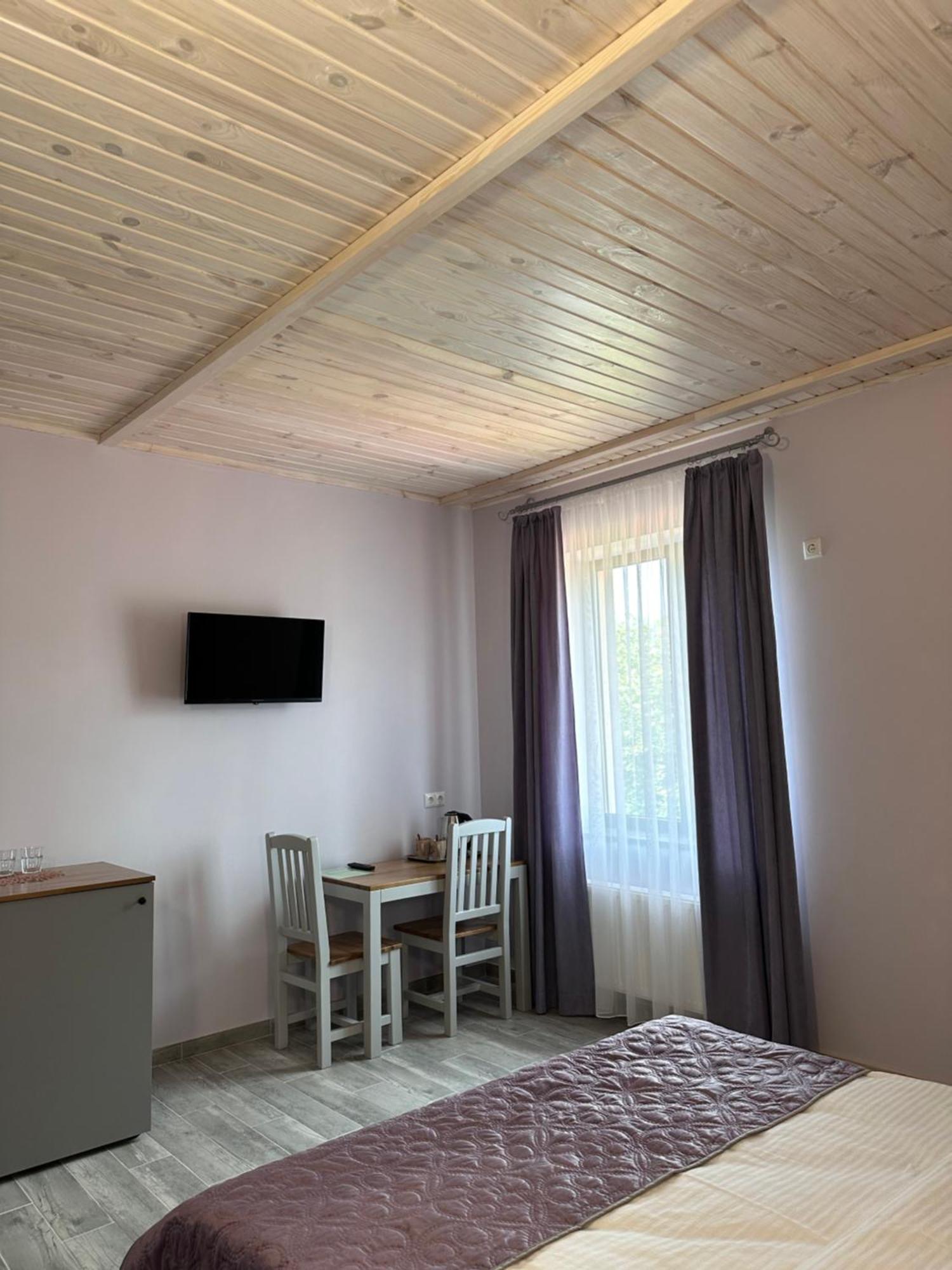 Maestro Hotel Ostroh Luaran gambar
