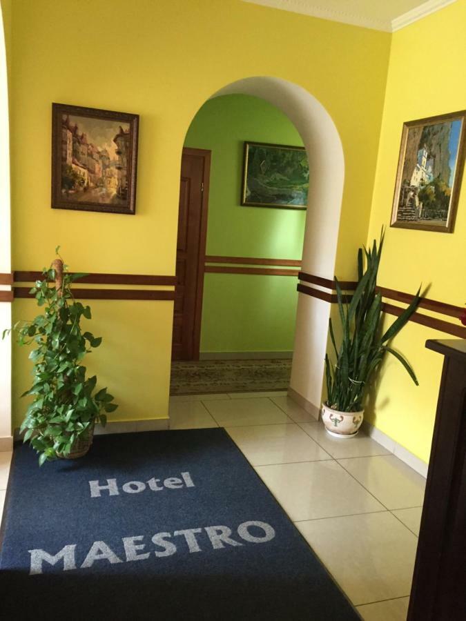 Maestro Hotel Ostroh Luaran gambar