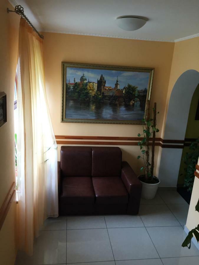 Maestro Hotel Ostroh Luaran gambar