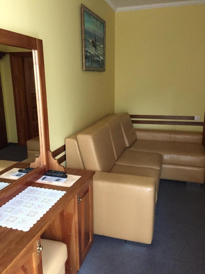 Maestro Hotel Ostroh Luaran gambar